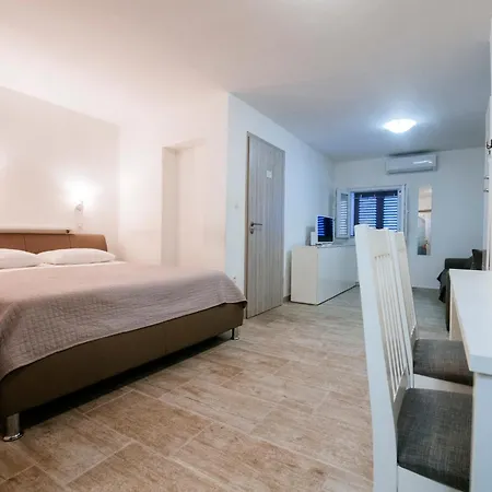 Appartamento Ema Zara