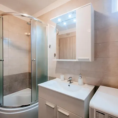 Appartamento Ema Zara