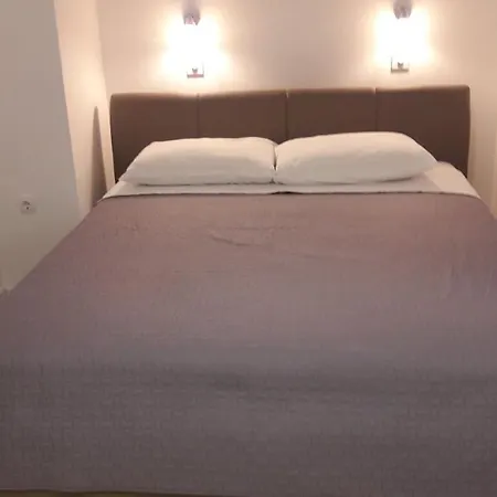 Ema Apartament *